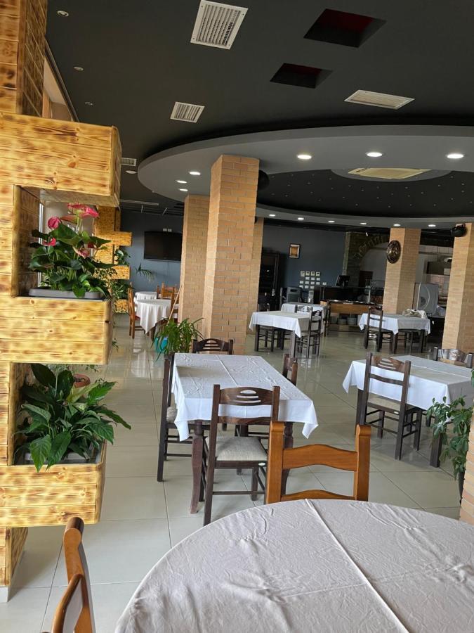 Espana Aparthotel Škalngur 외부 사진
