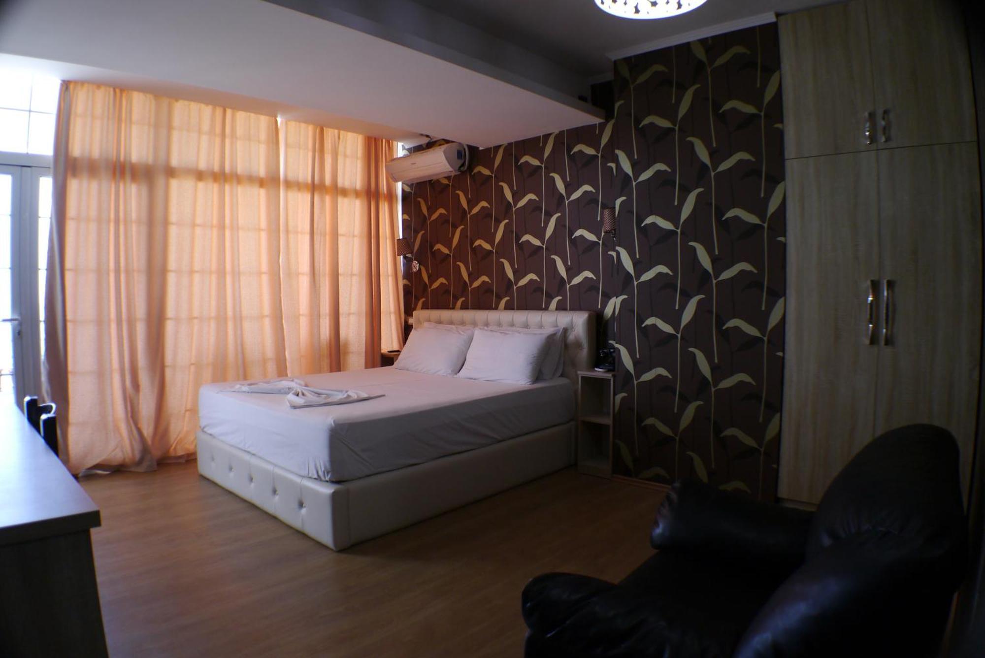 Espana Aparthotel Škalngur 외부 사진
