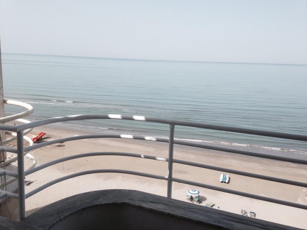 Espana Aparthotel Škalngur 외부 사진